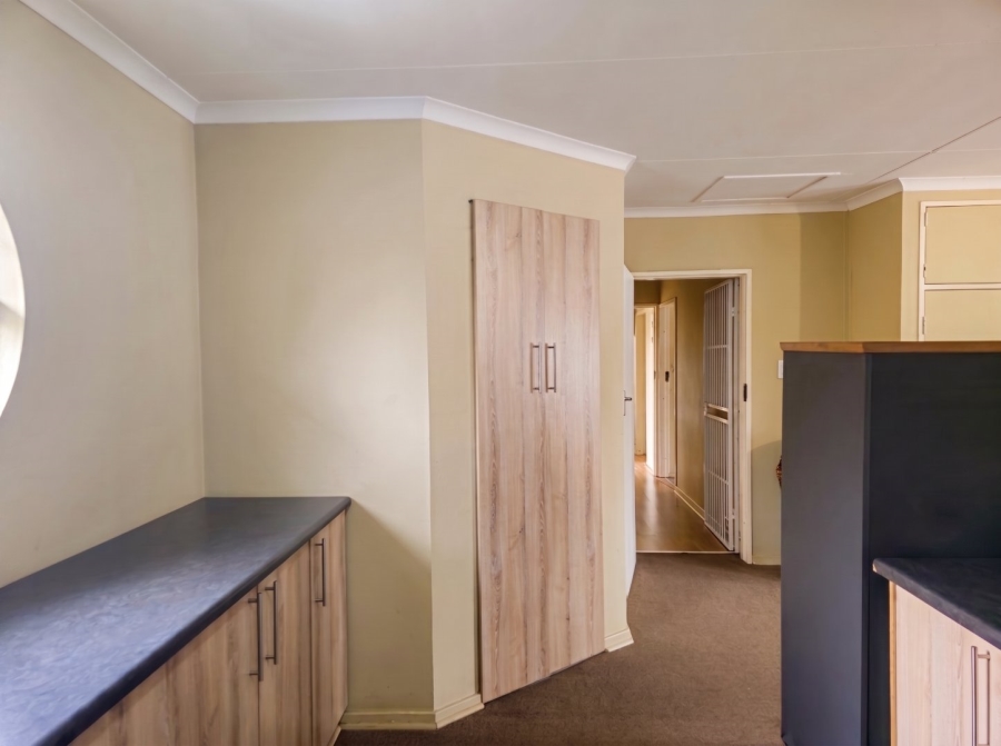 3 Bedroom Property for Sale in Pellissier Free State